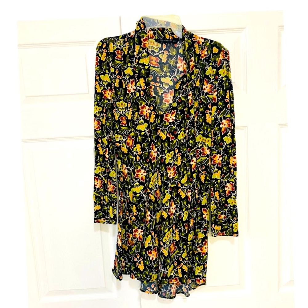 Zara Women’s Dress beautiful pattern 😻